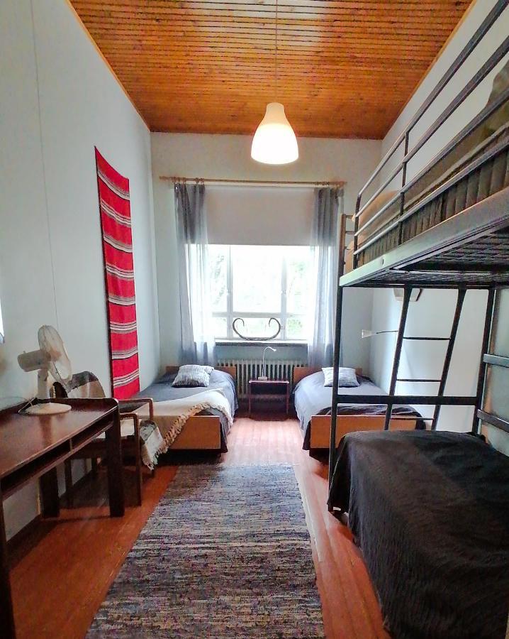 Vanhan Koulun Majatalo-Old School Guest House Kolinkylä Buitenkant foto