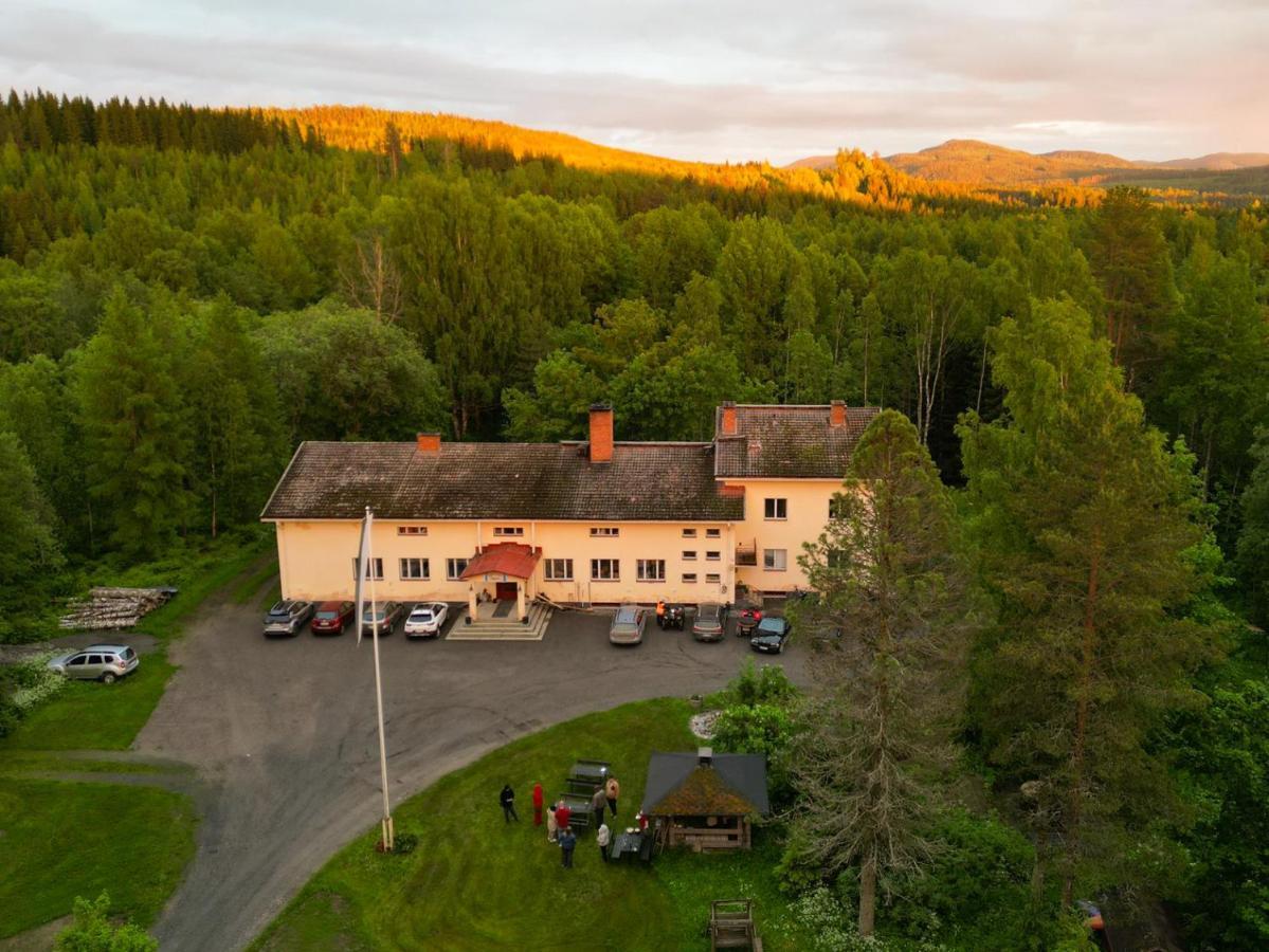Vanhan Koulun Majatalo-Old School Guest House Kolinkylä Buitenkant foto