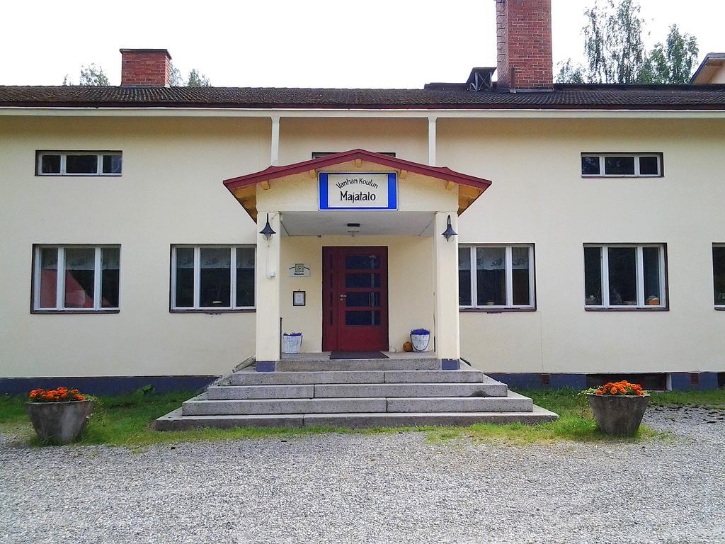 Vanhan Koulun Majatalo-Old School Guest House Kolinkylä Buitenkant foto