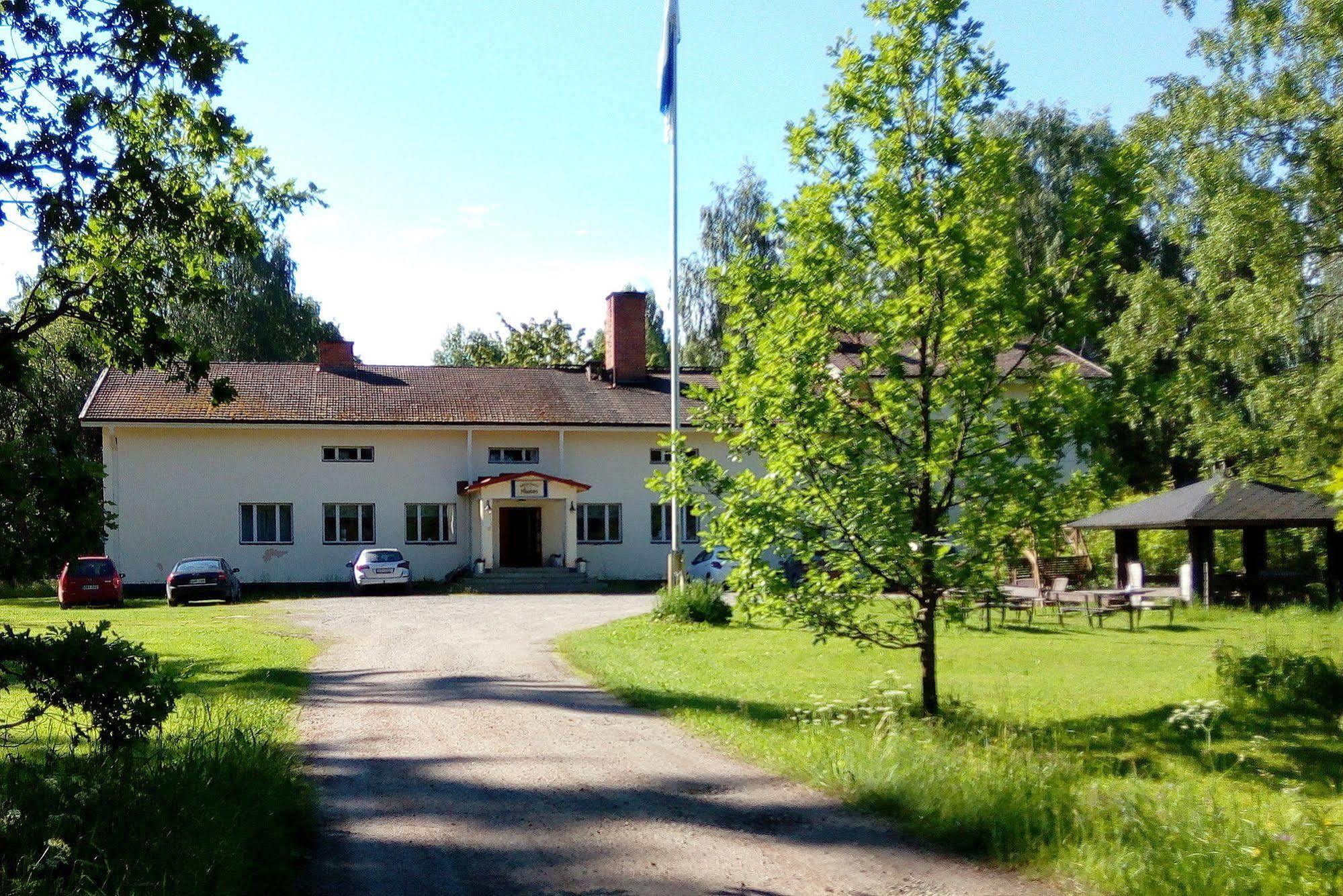 Vanhan Koulun Majatalo-Old School Guest House Kolinkylä Buitenkant foto
